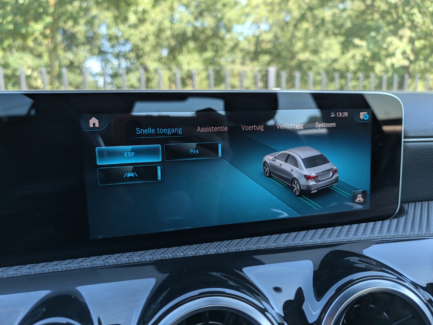 Foto van Mercedes-Benz A 200
