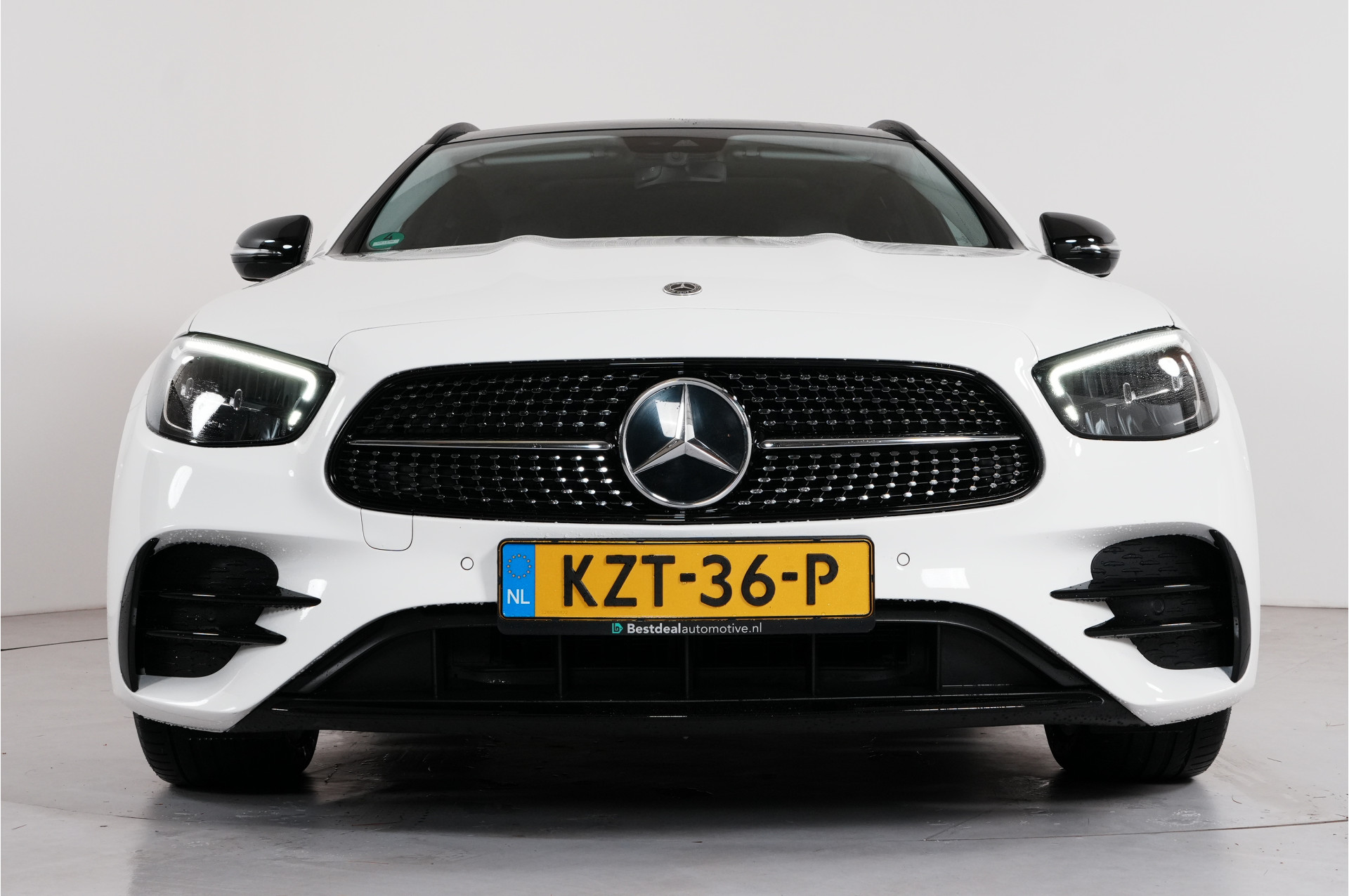 Foto van Mercedes-Benz E-klasse Estate