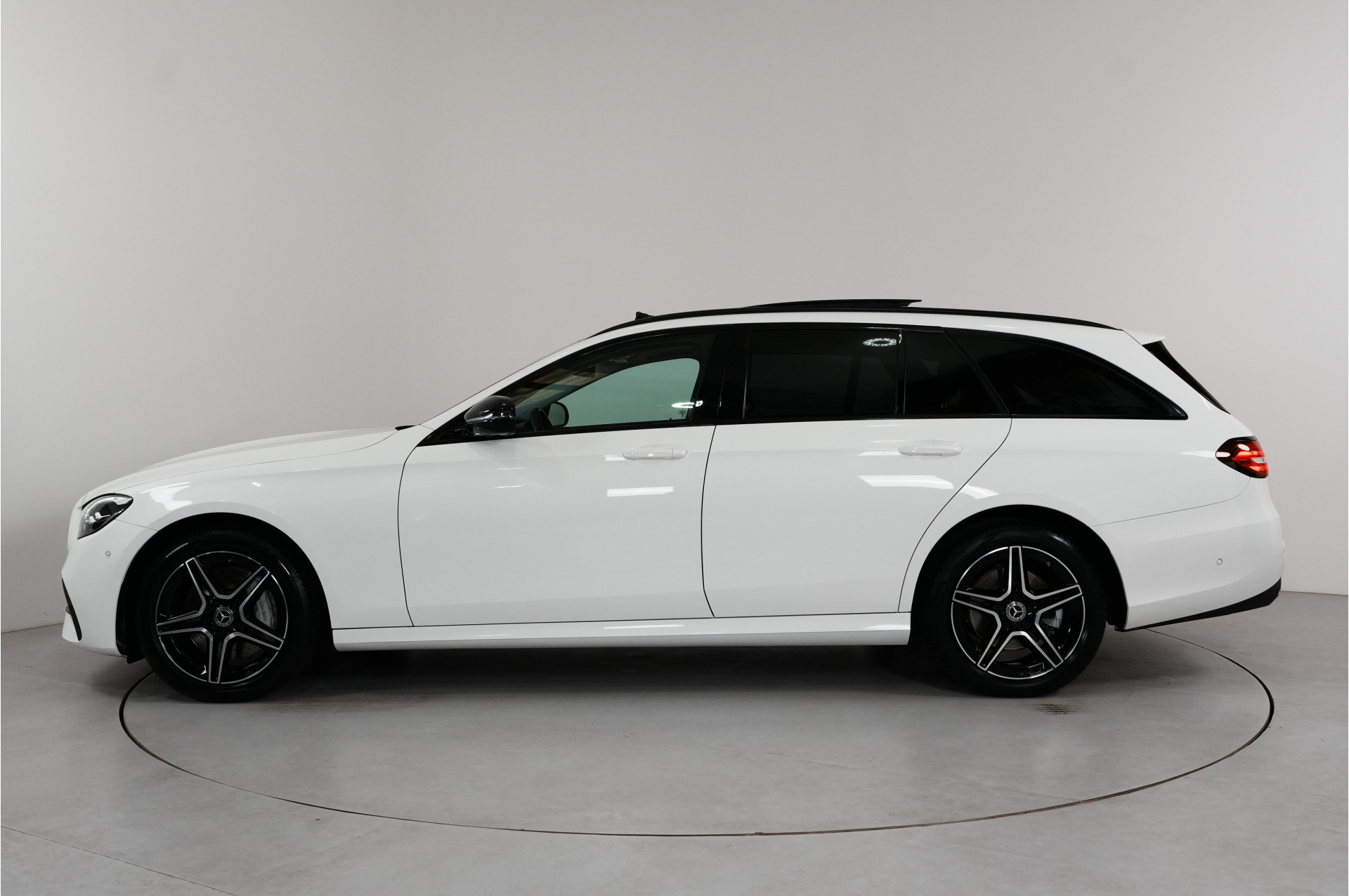 Foto van Mercedes-Benz E-klasse Estate