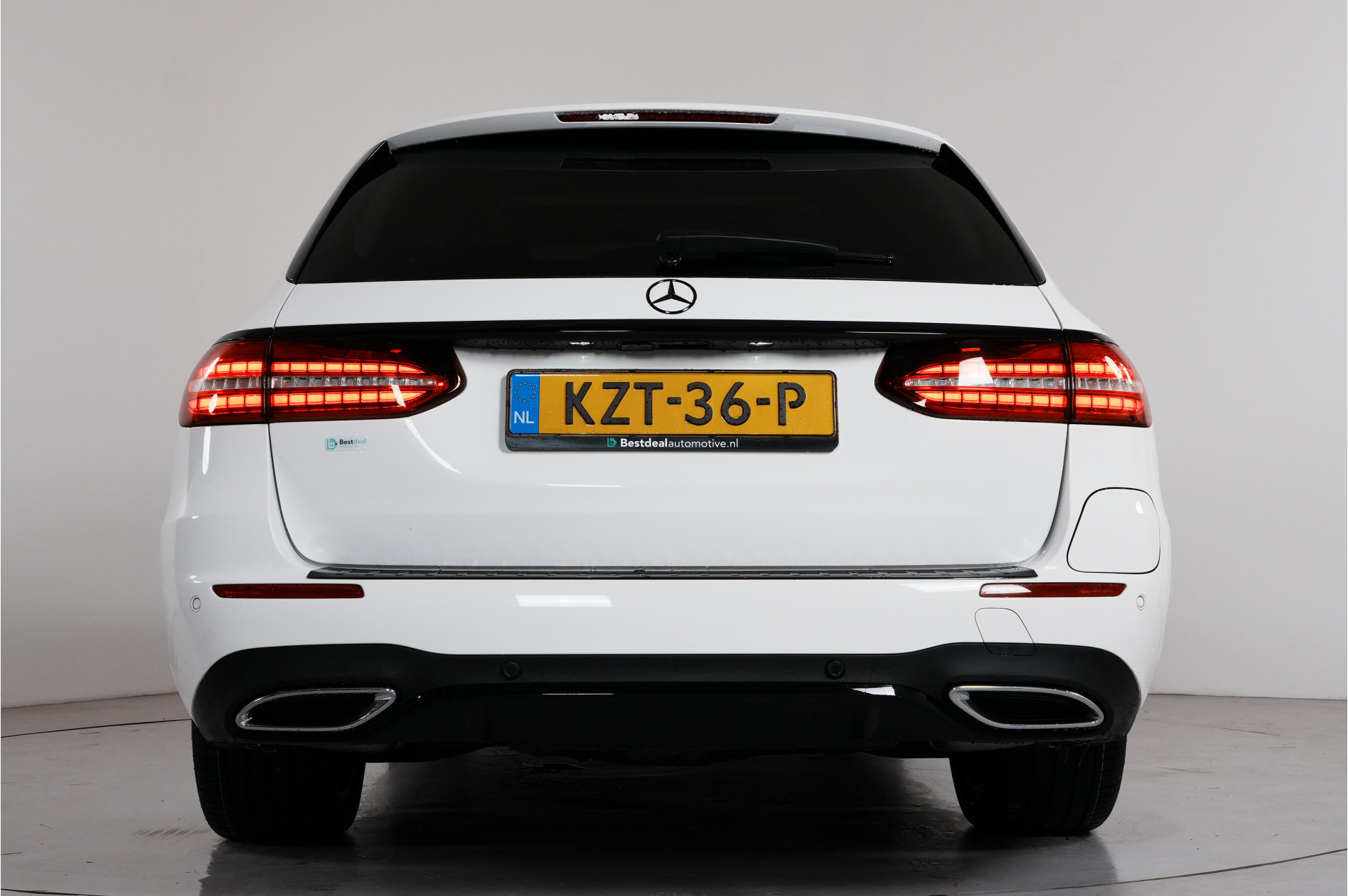 Foto van Mercedes-Benz E-klasse Estate