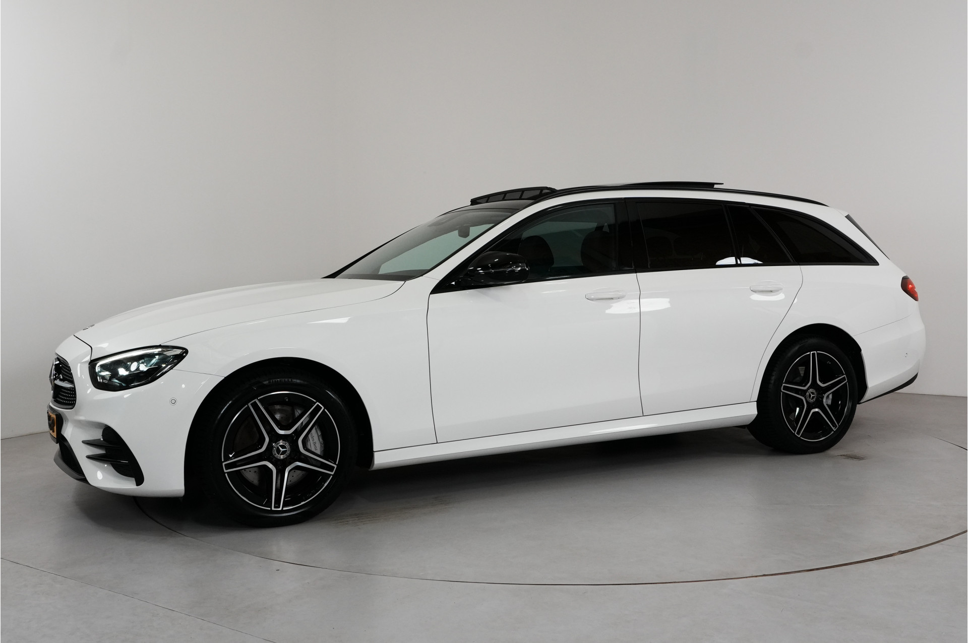 Foto van Mercedes-Benz E-klasse Estate
