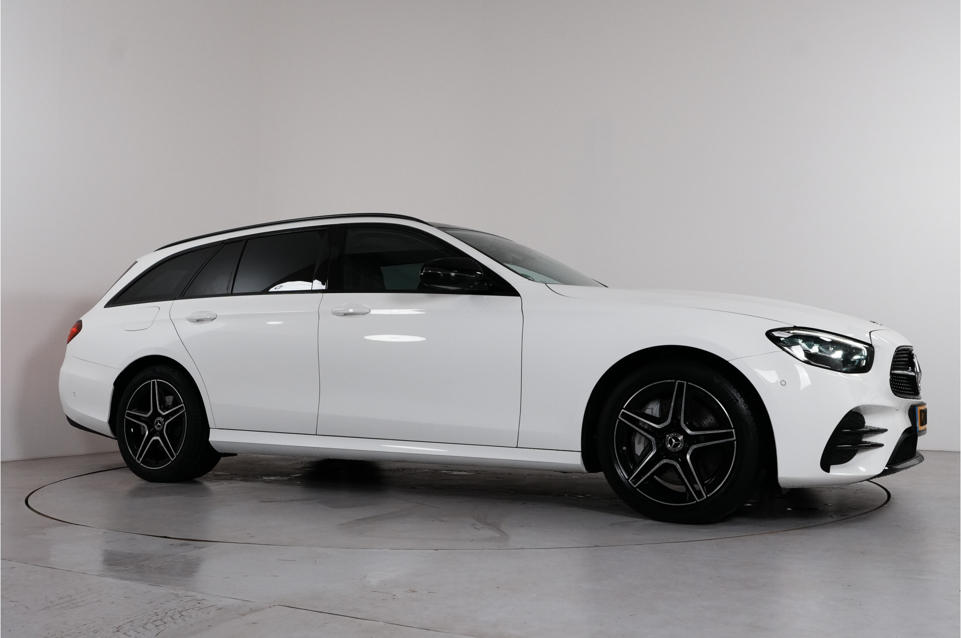 Foto van Mercedes-Benz E-klasse Estate