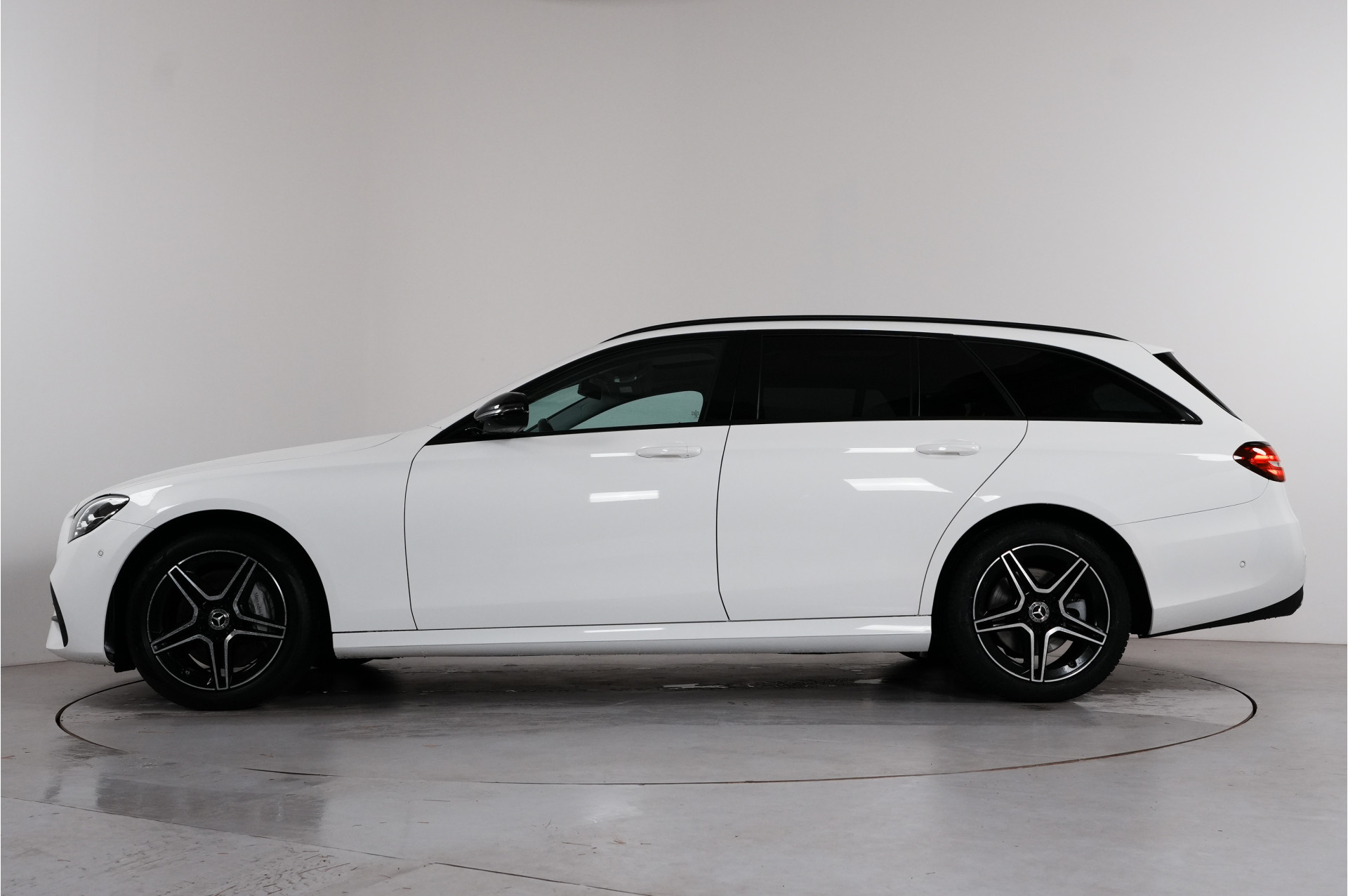 Foto van Mercedes-Benz E-klasse Estate