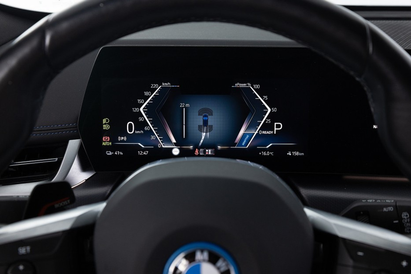Foto van BMW Ix1