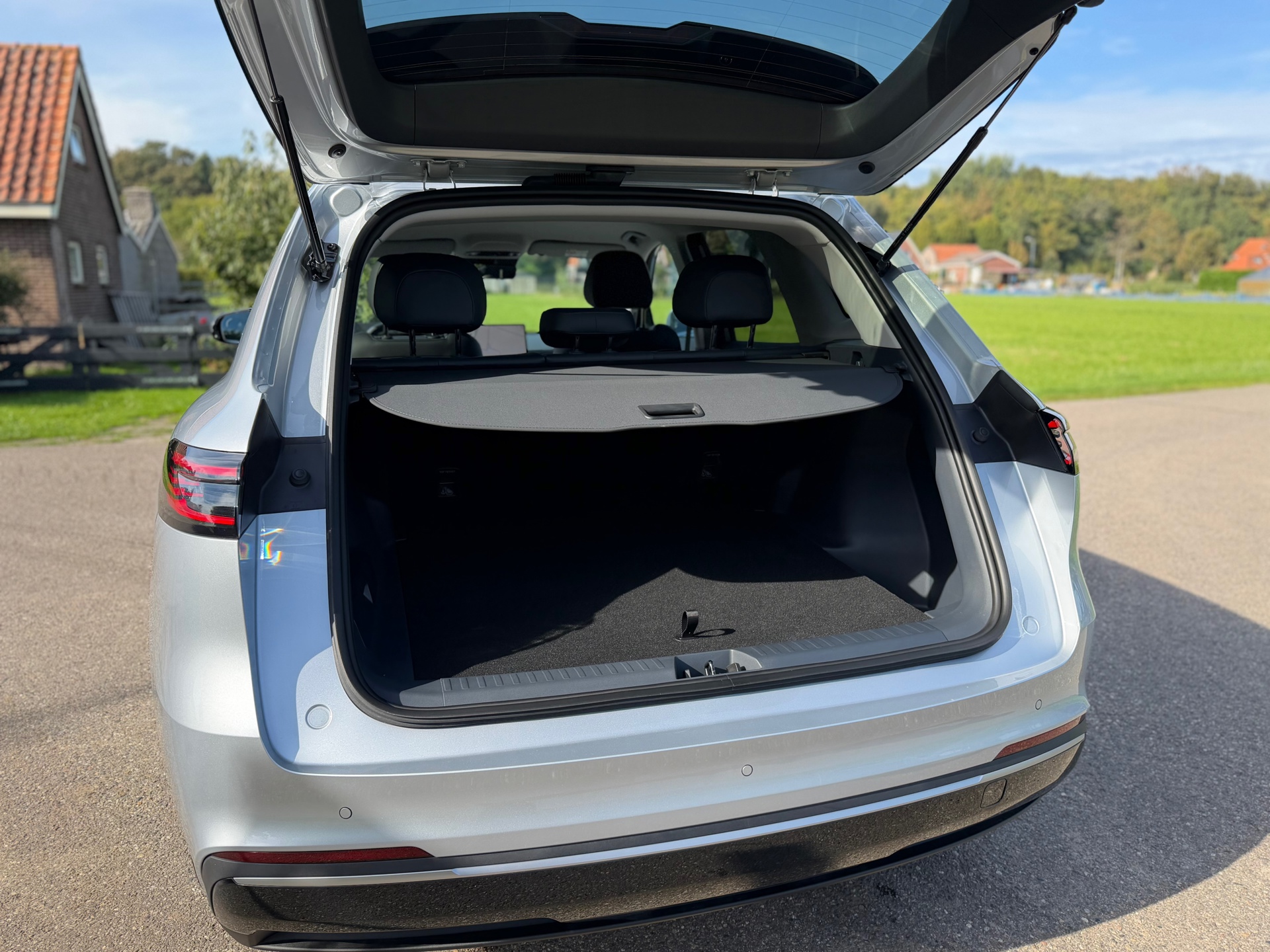 Foto van Geely Starray Em-i