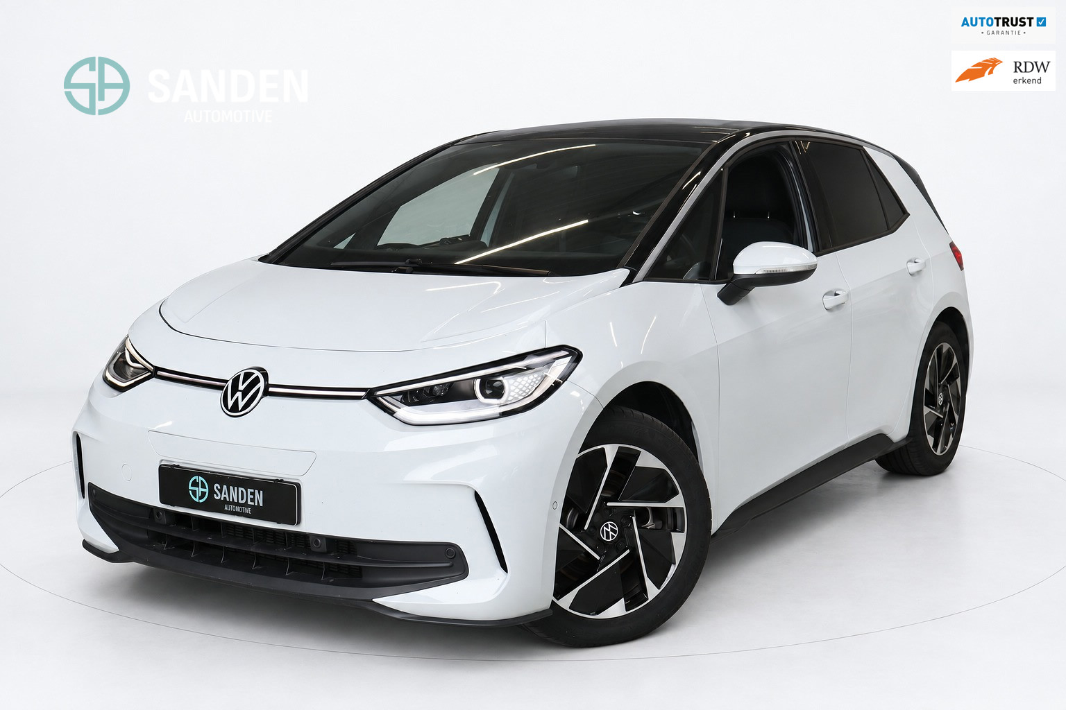 Volkswagen Id.3 Pro Business 59 kWh|Automaat|LEDMatrix|Navi|Adapt.cruise|Applecarplay|DAB|18inch 2025 - voorkant