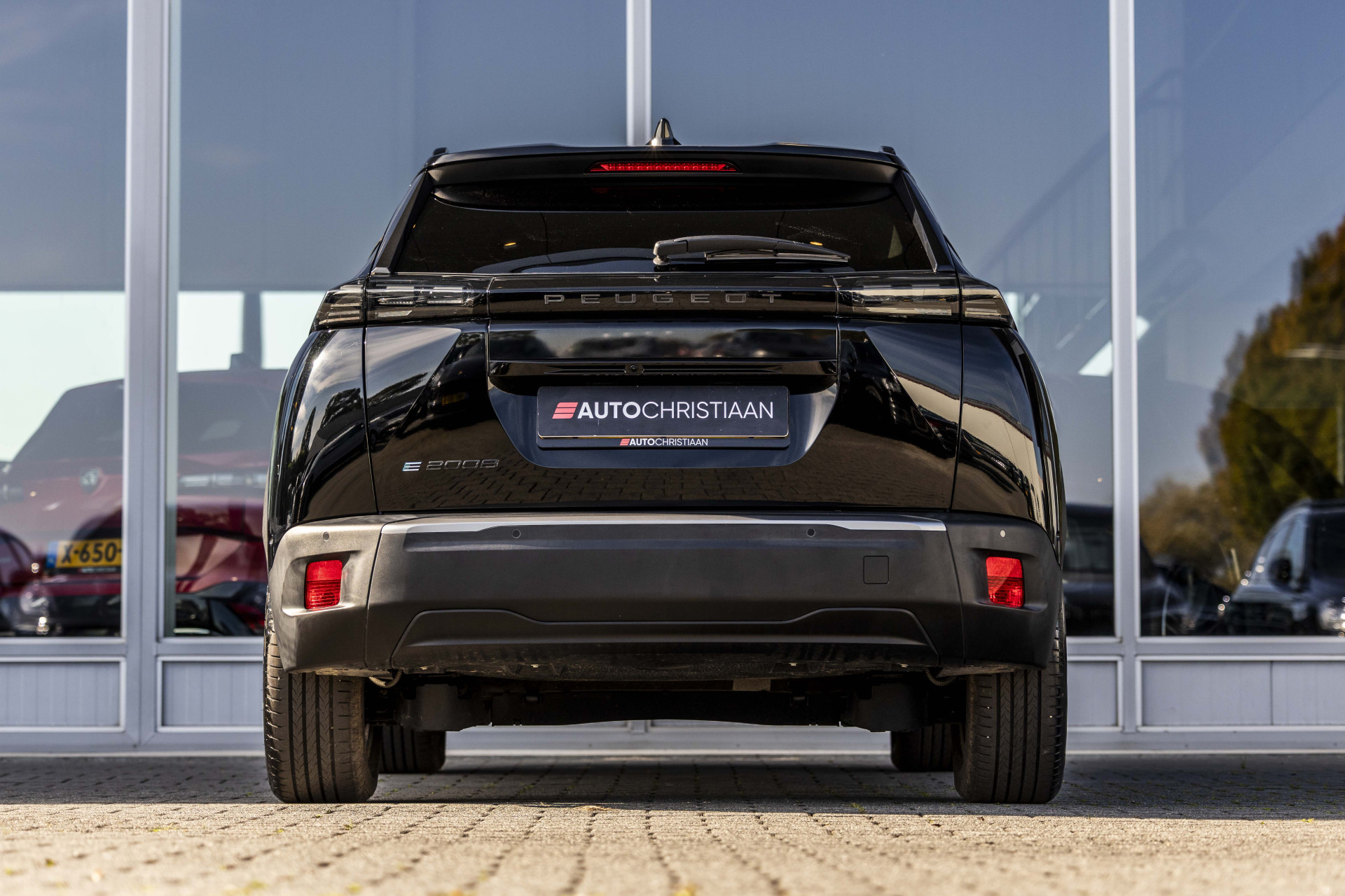 Foto van Peugeot E-2008