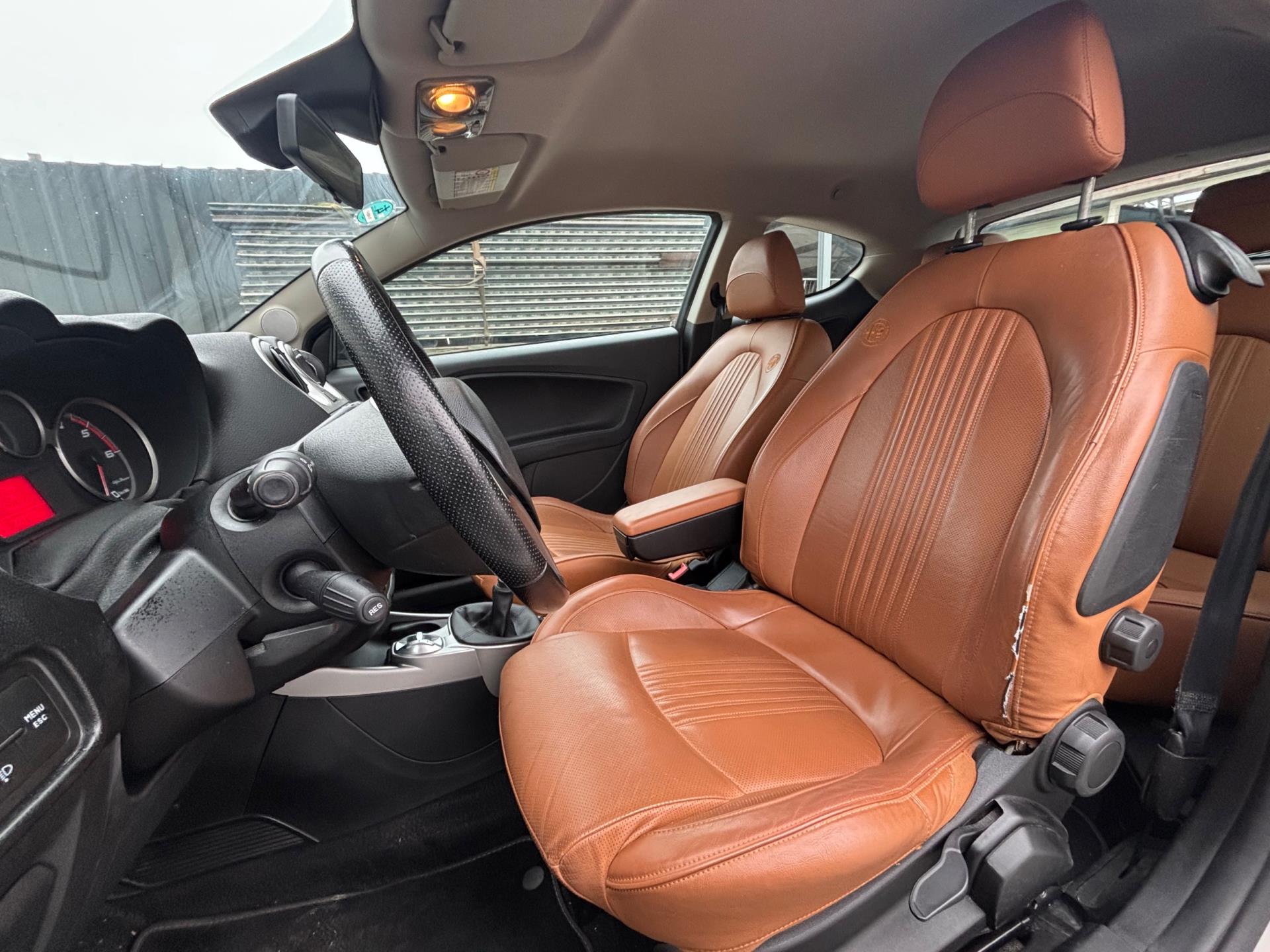 Foto van Alfa Romeo Alfa Mito
