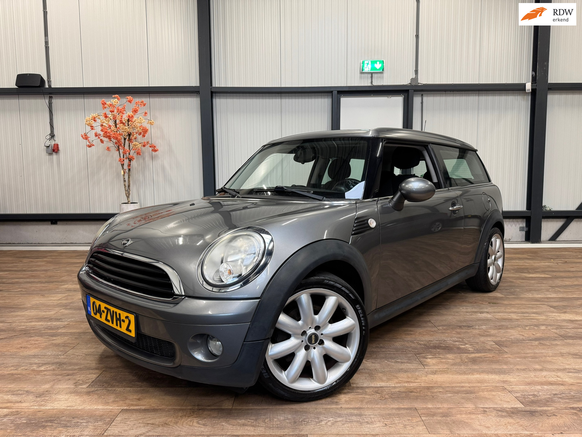 Mini One Clubman 1.4 One Anniversary AIRCO / 2009 - voorkant
