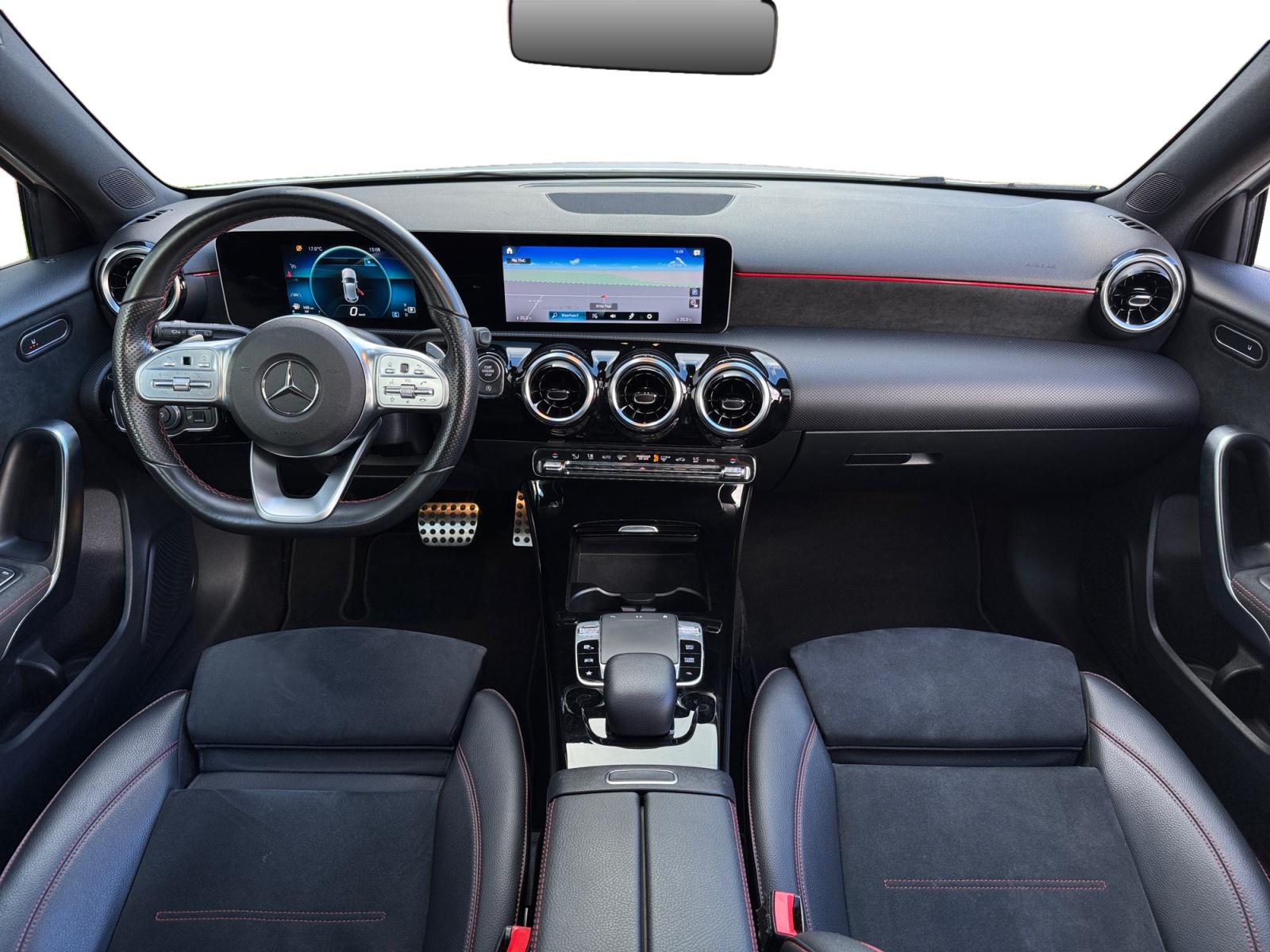 Foto van Mercedes-Benz A 220