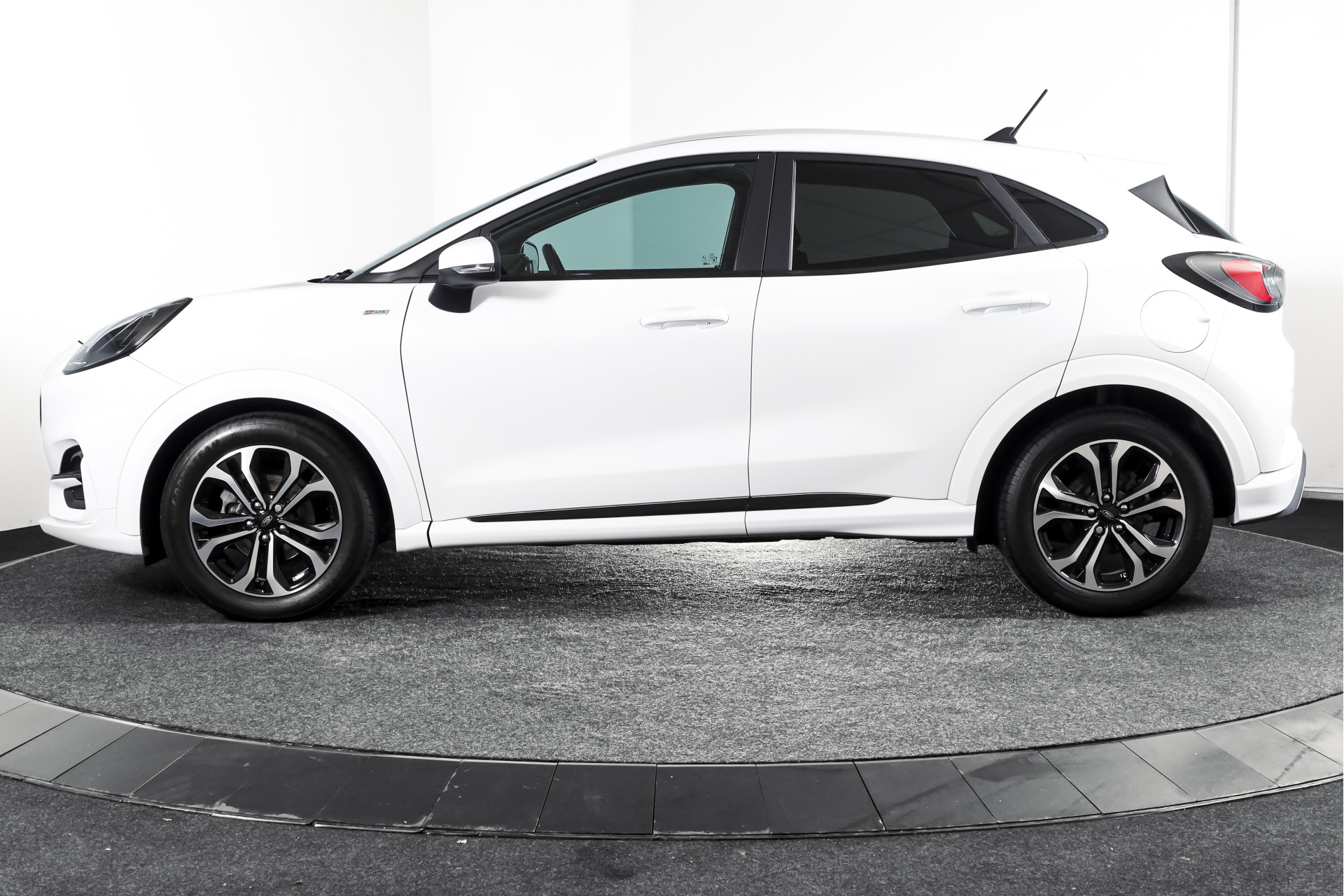 Foto van Ford Puma