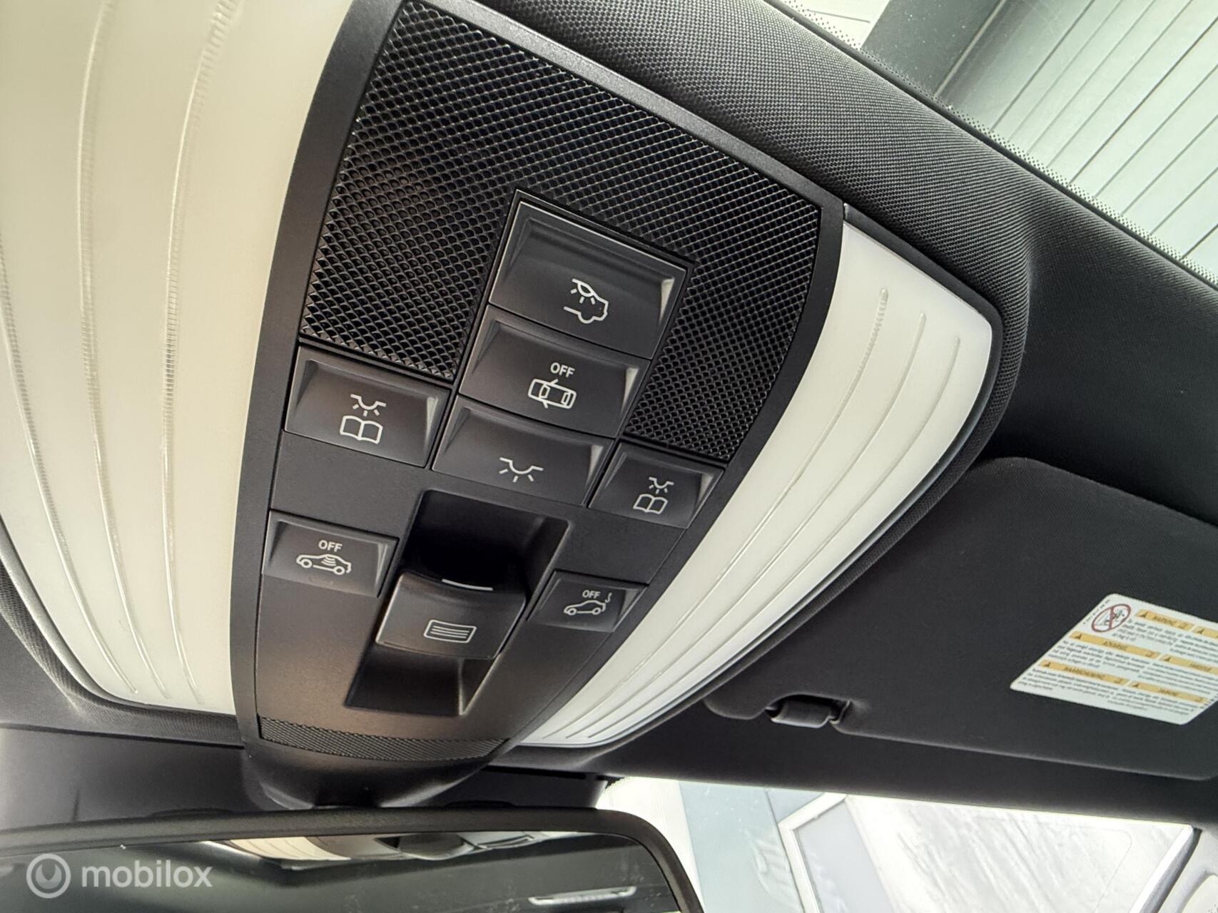 Foto van Mercedes-Benz CLS 350