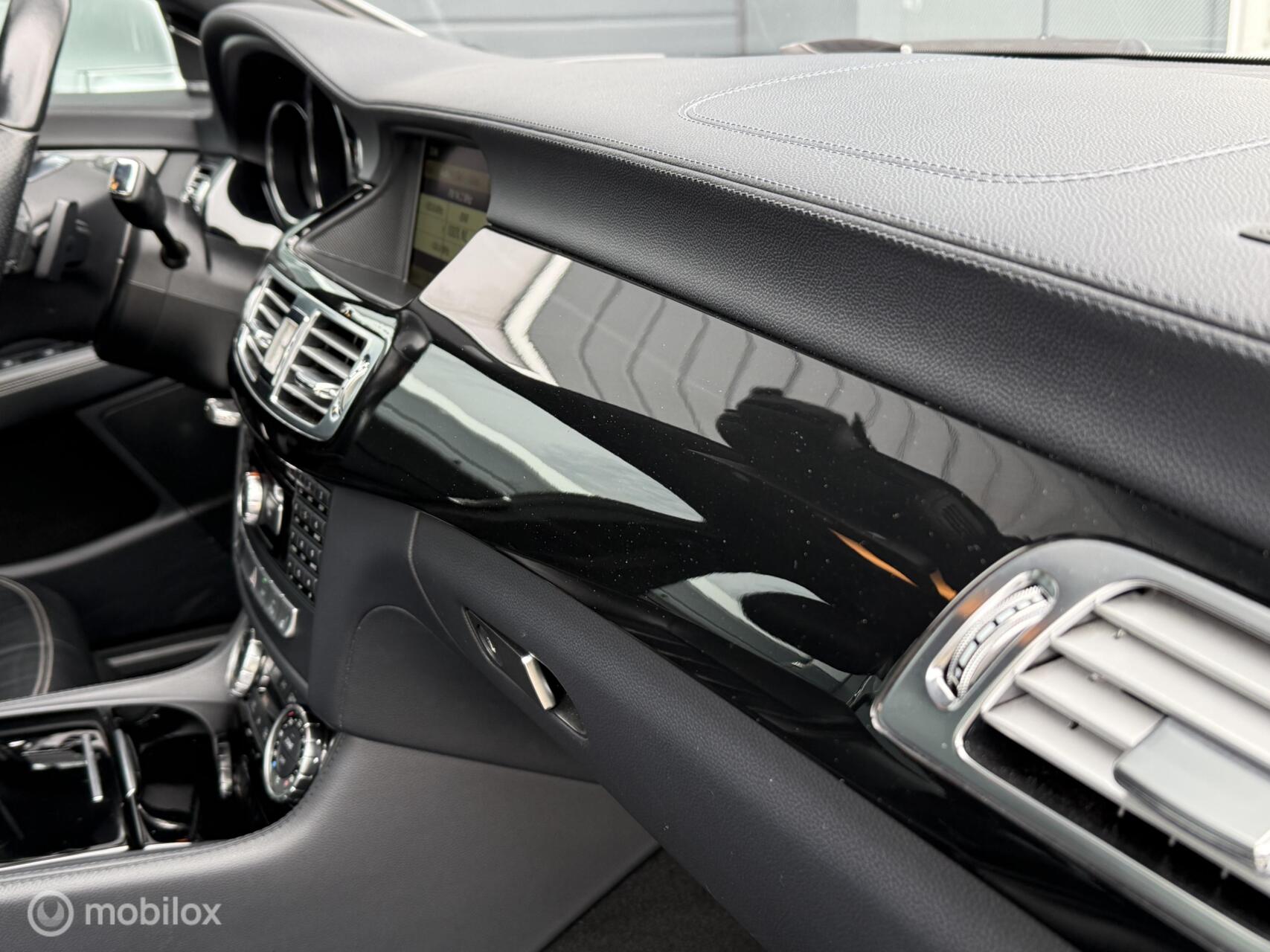 Foto van Mercedes-Benz CLS 350