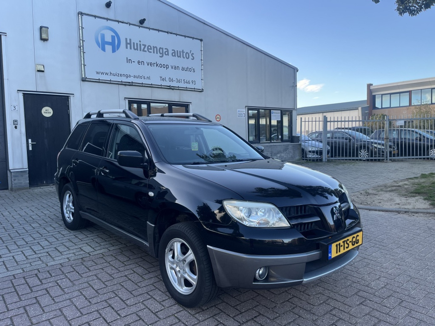 Mitsubishi Mitsubishi Outlander 2.0 Invite+| LPG| KM:238.548| 2007 - voorkant