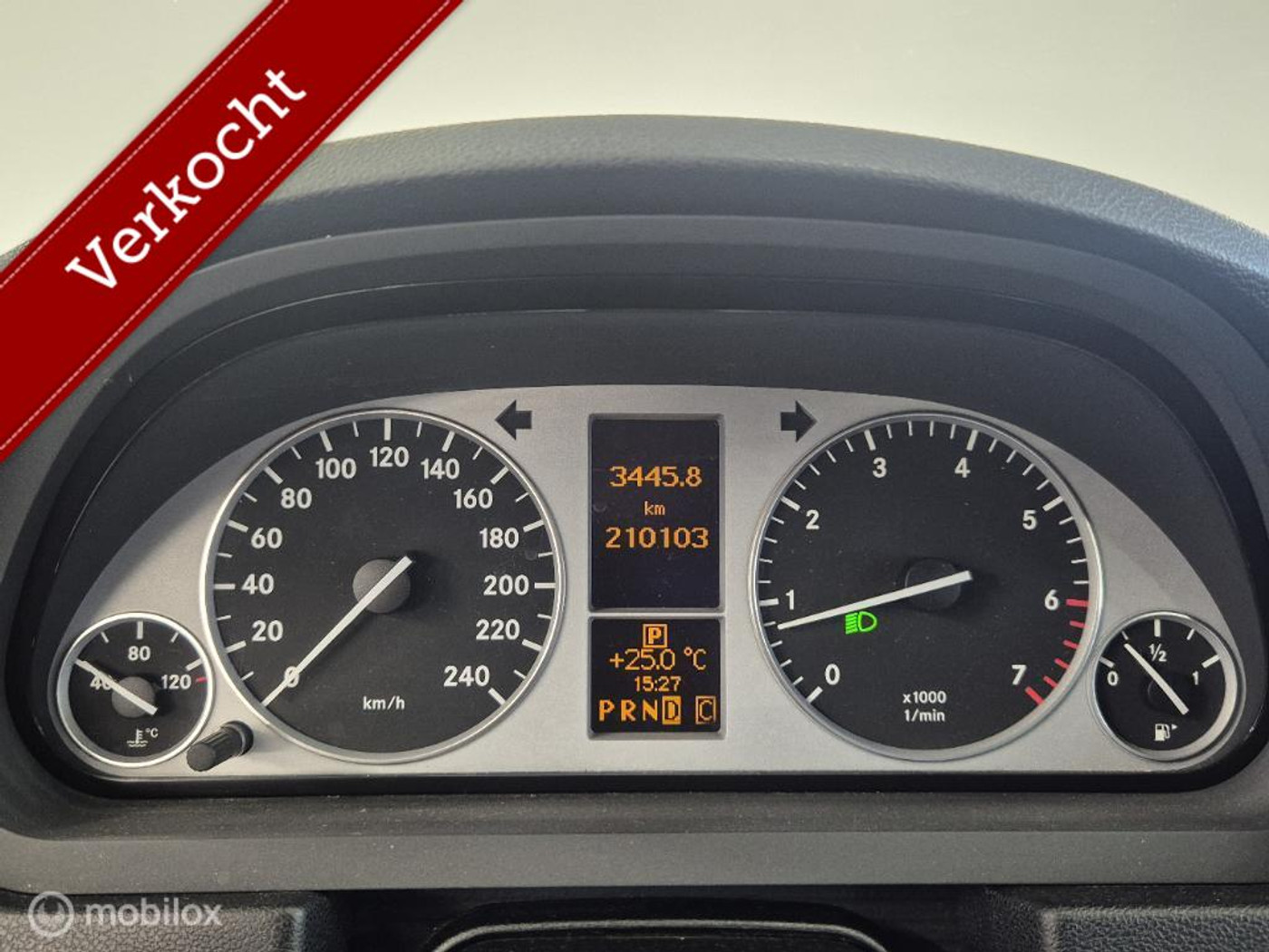 Foto van Mercedes-Benz B 200