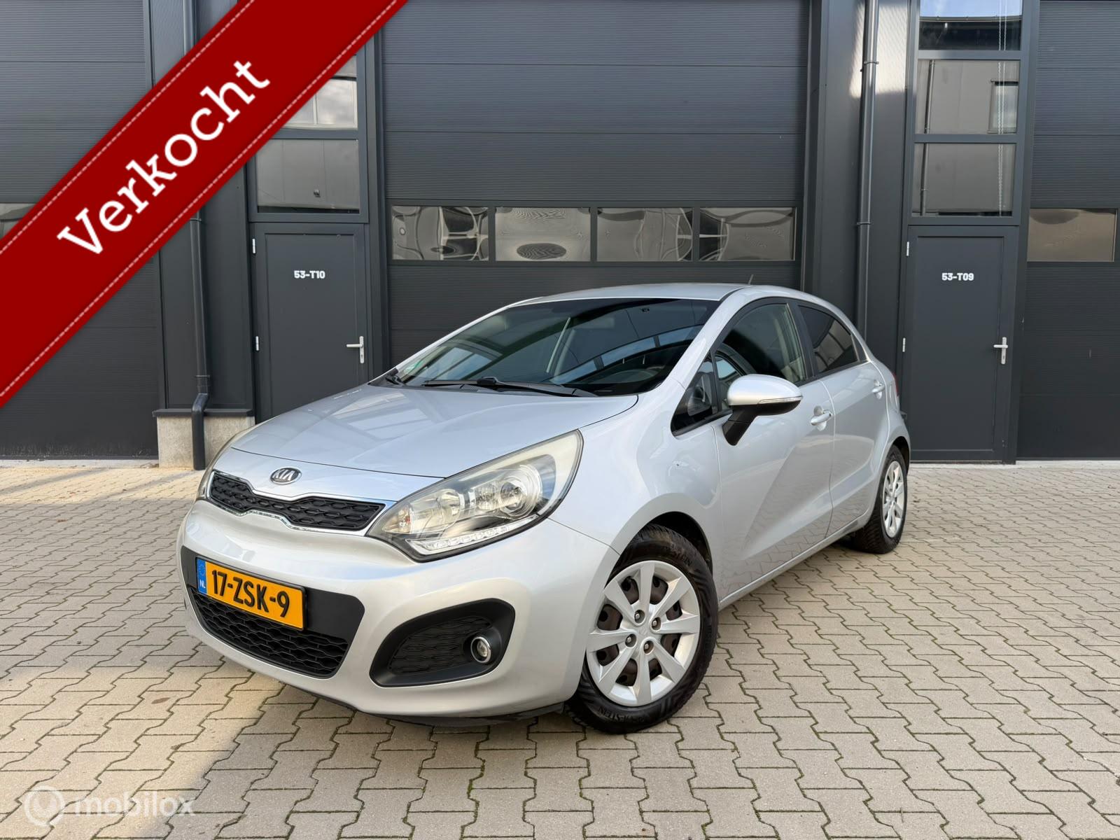 Kia Rio 1.2 CVVT Super Pack Airco Cruise Trekh Dealer Ond 2013 - voorkant