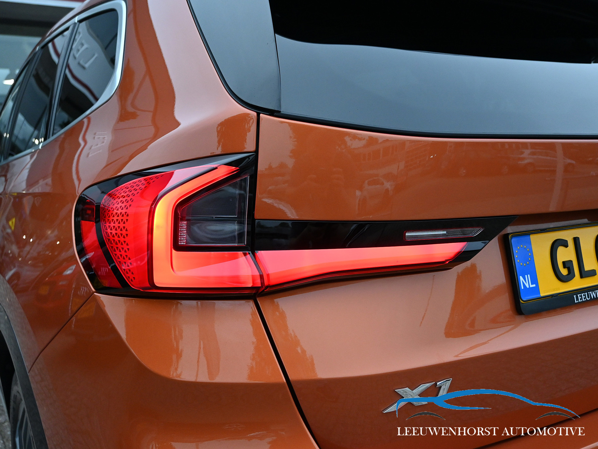 Foto van BMW X1 Xdrive30e