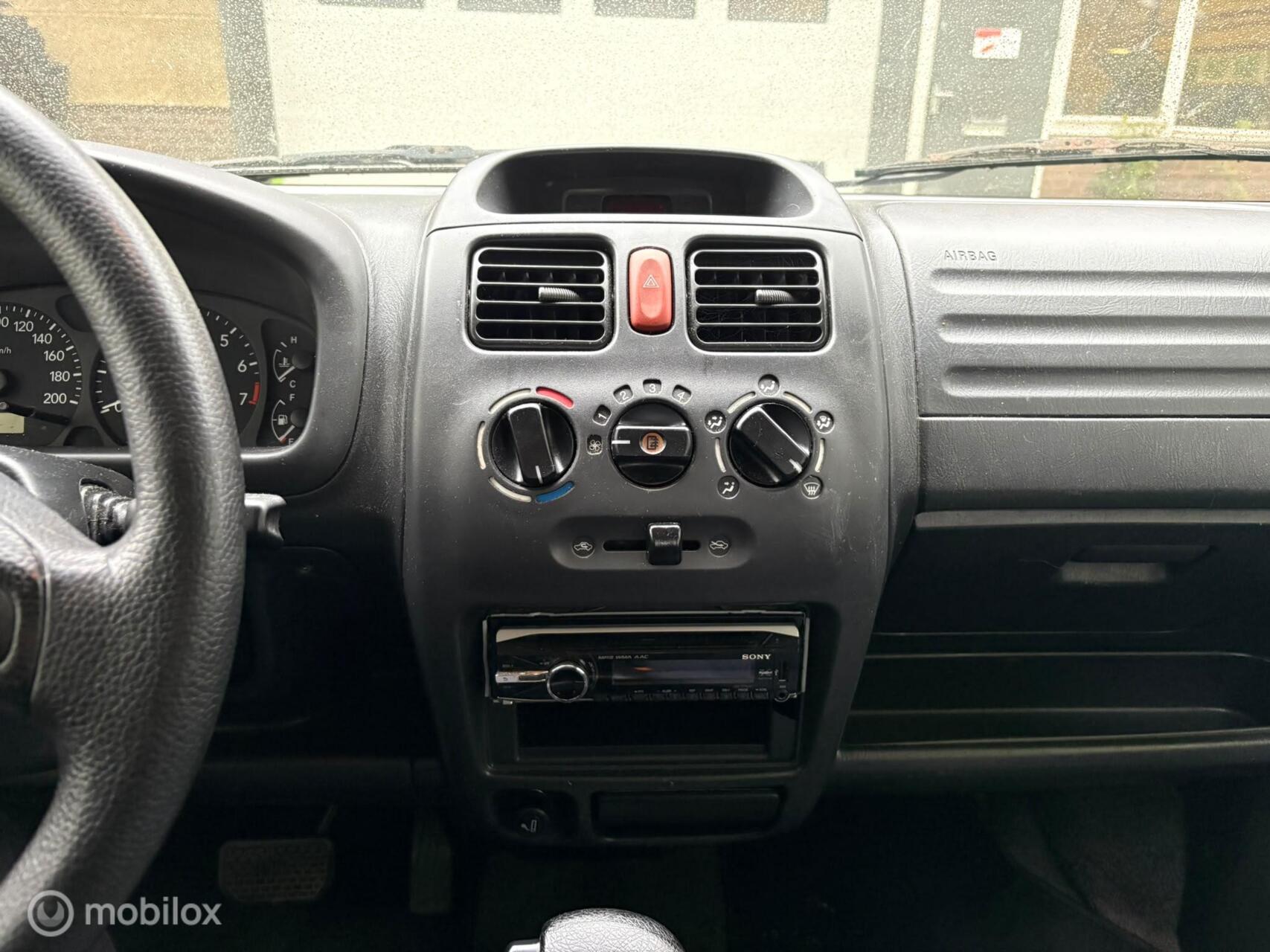 Foto van Suzuki Wagon R