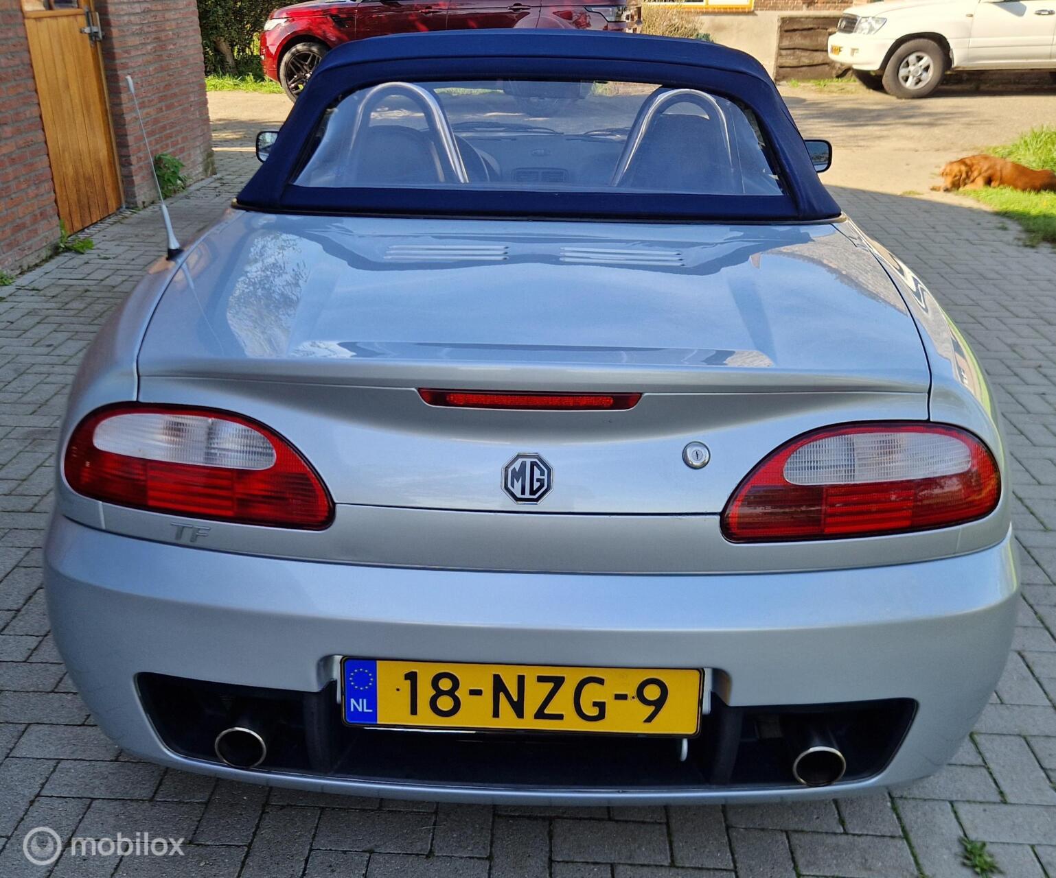 Foto van MG MG TF