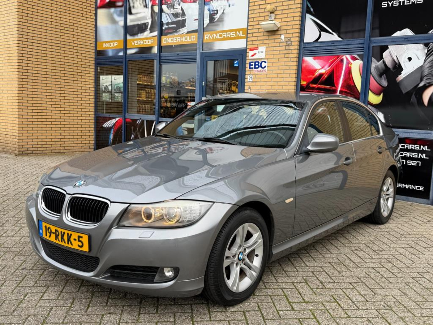 Foto van BMW 318i
