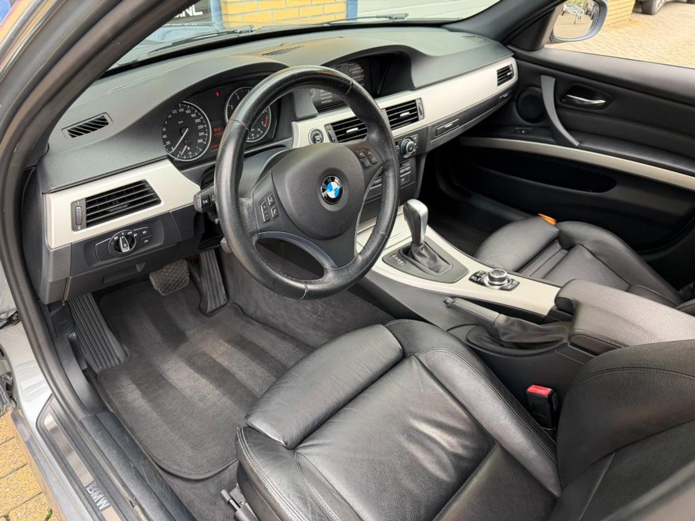 Foto van BMW 318i