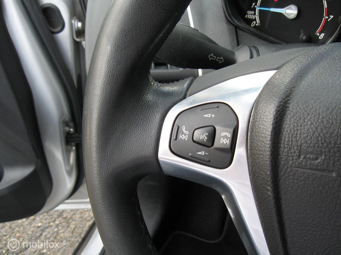 Foto van Ford B-max