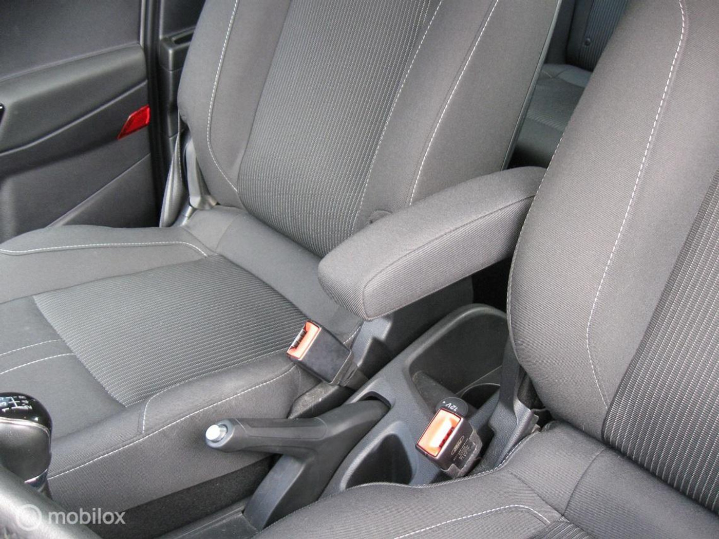 Foto van Ford B-max