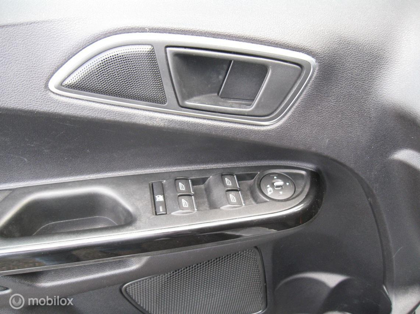 Foto van Ford B-max
