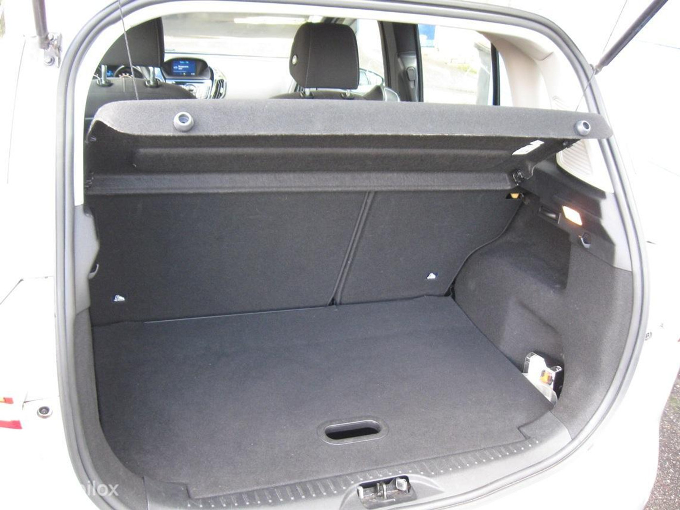 Foto van Ford B-max