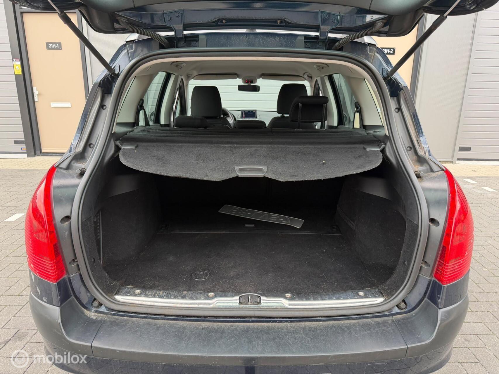 Foto van Peugeot 308 SW