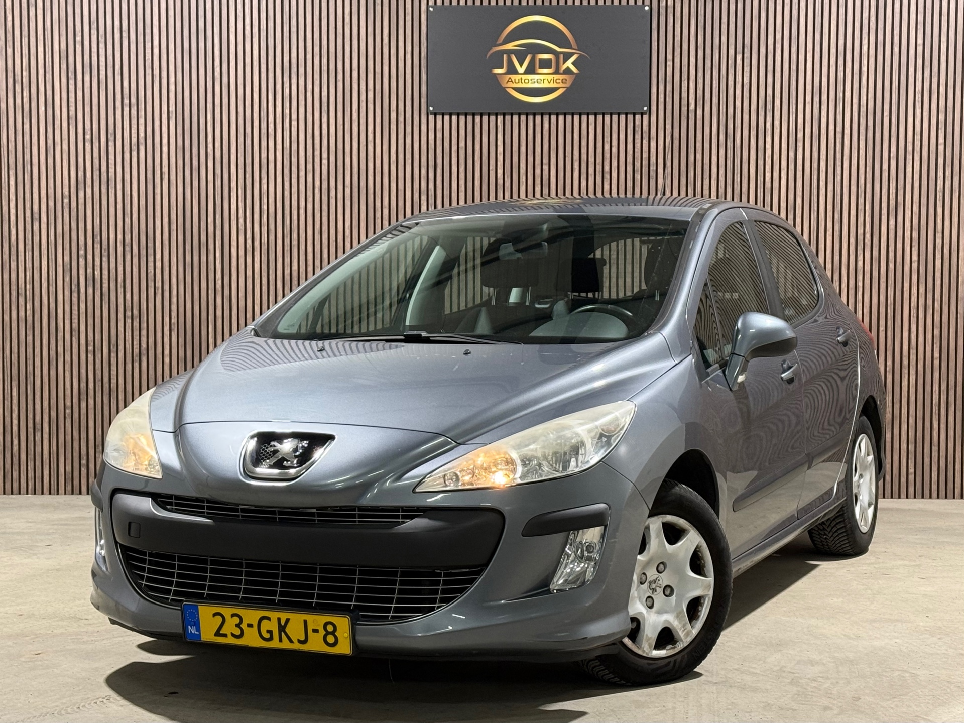 Peugeot 308 1.6 VTi XS Airco Cruise Trekhaak Elektrische ramen 2008 - voorkant