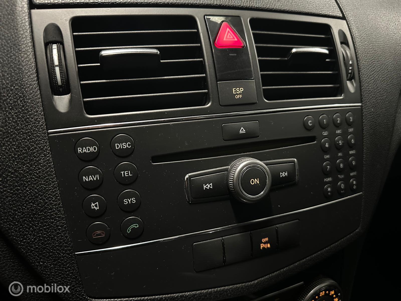 Foto van Mercedes-Benz C 180 Kompressor