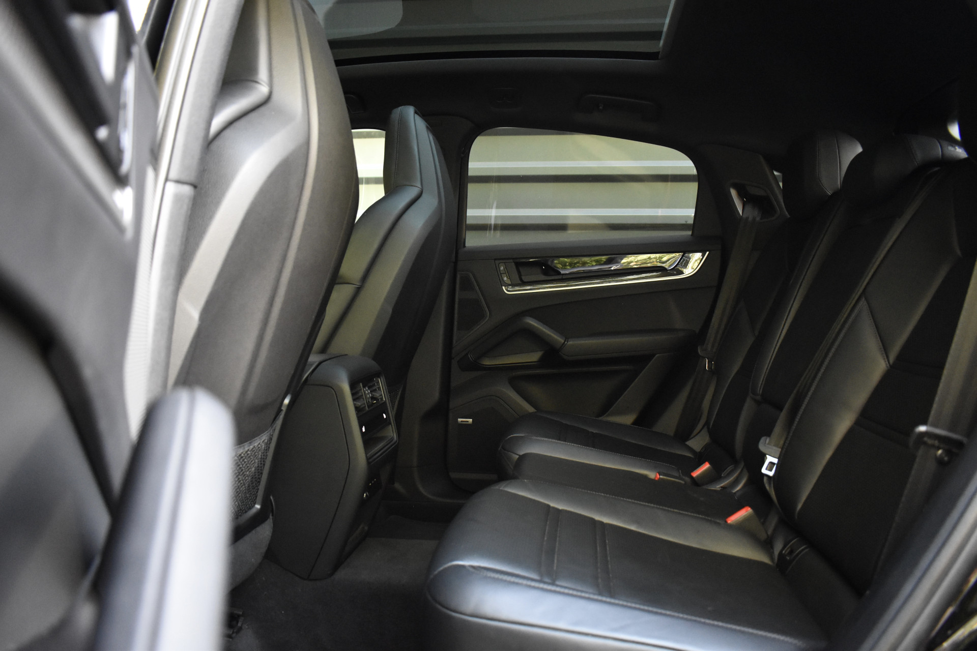 Foto van Porsche Cayenne E-hybrid