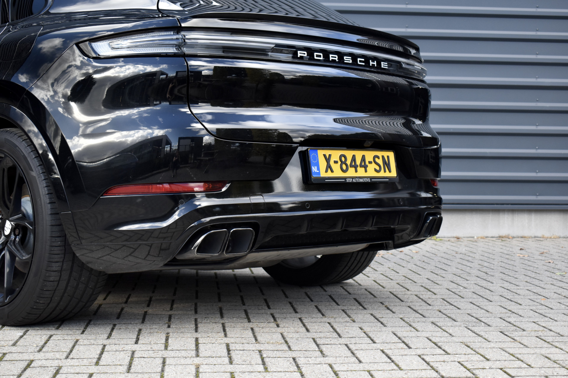 Foto van Porsche Cayenne E-hybrid