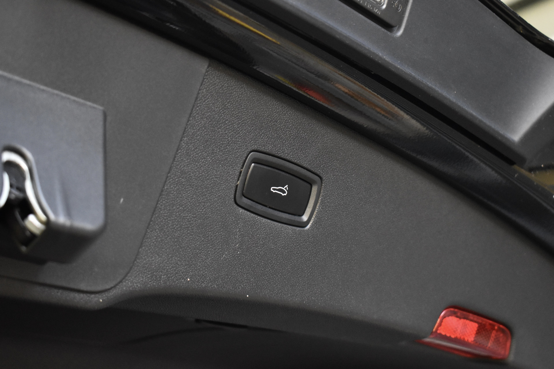 Foto van Porsche Cayenne E-hybrid