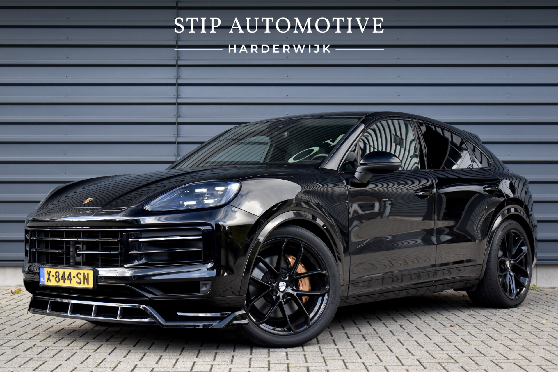 Foto van Porsche Cayenne E-hybrid