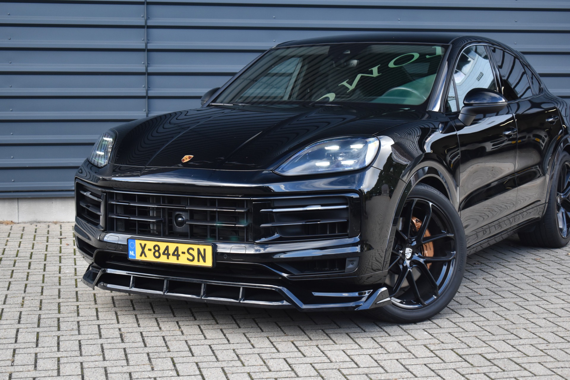 Foto van Porsche Cayenne E-hybrid