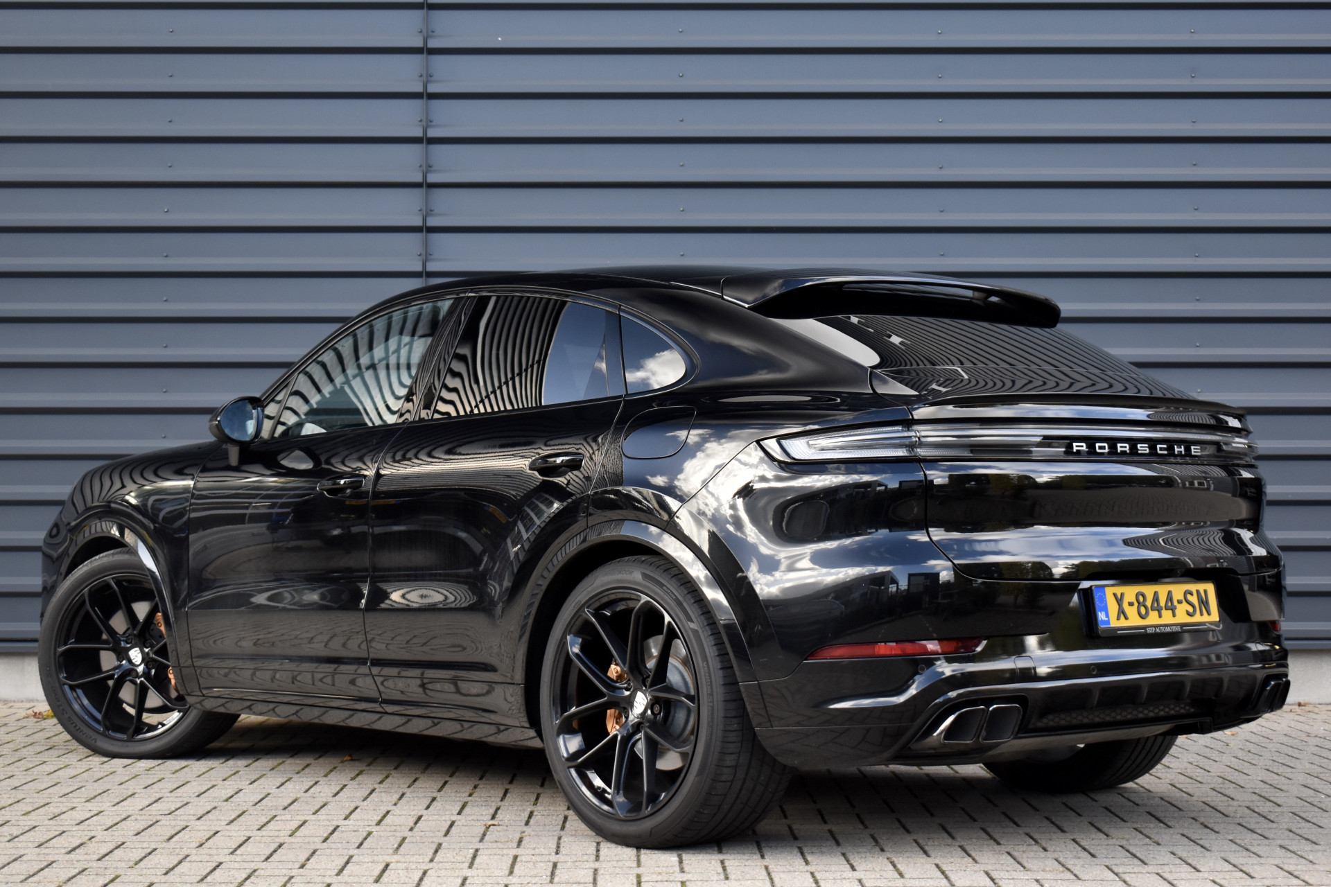 Foto van Porsche Cayenne E-hybrid