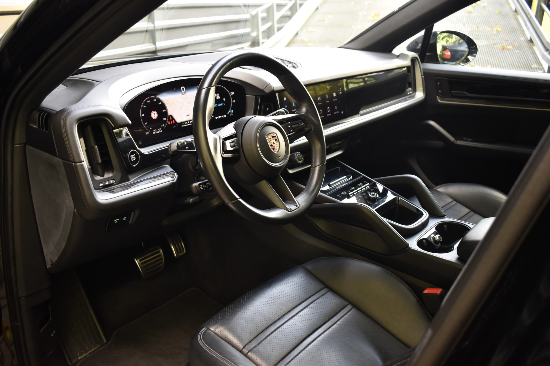 Foto van Porsche Cayenne E-hybrid