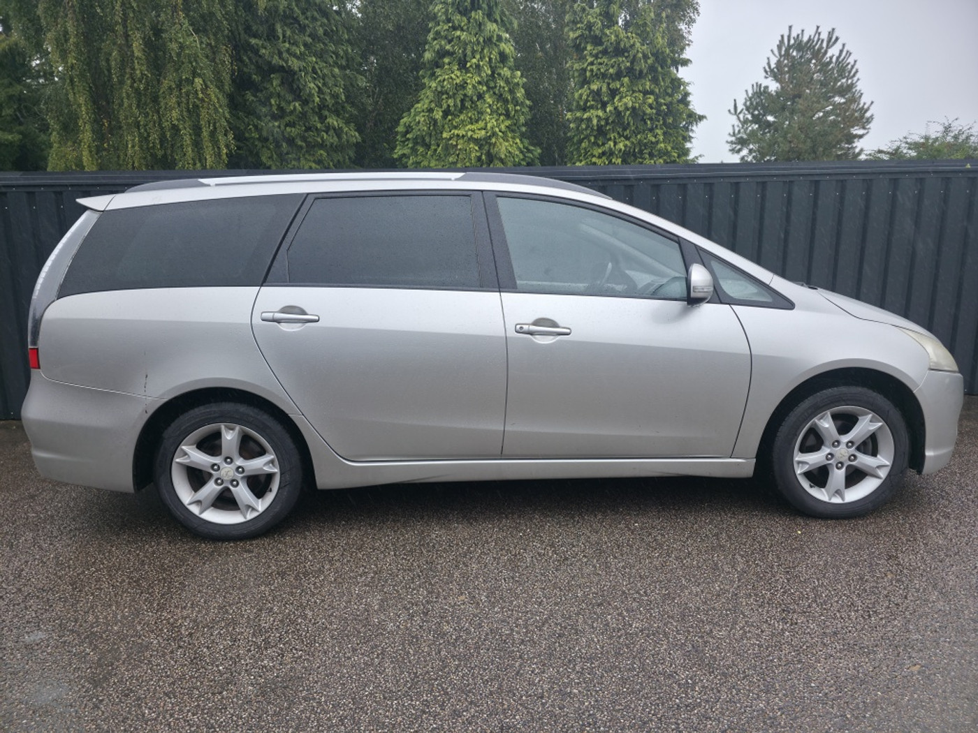 Foto van Mitsubishi Mitsubishi Grandis