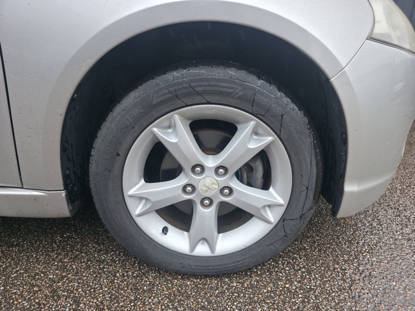Foto van Mitsubishi Mitsubishi Grandis