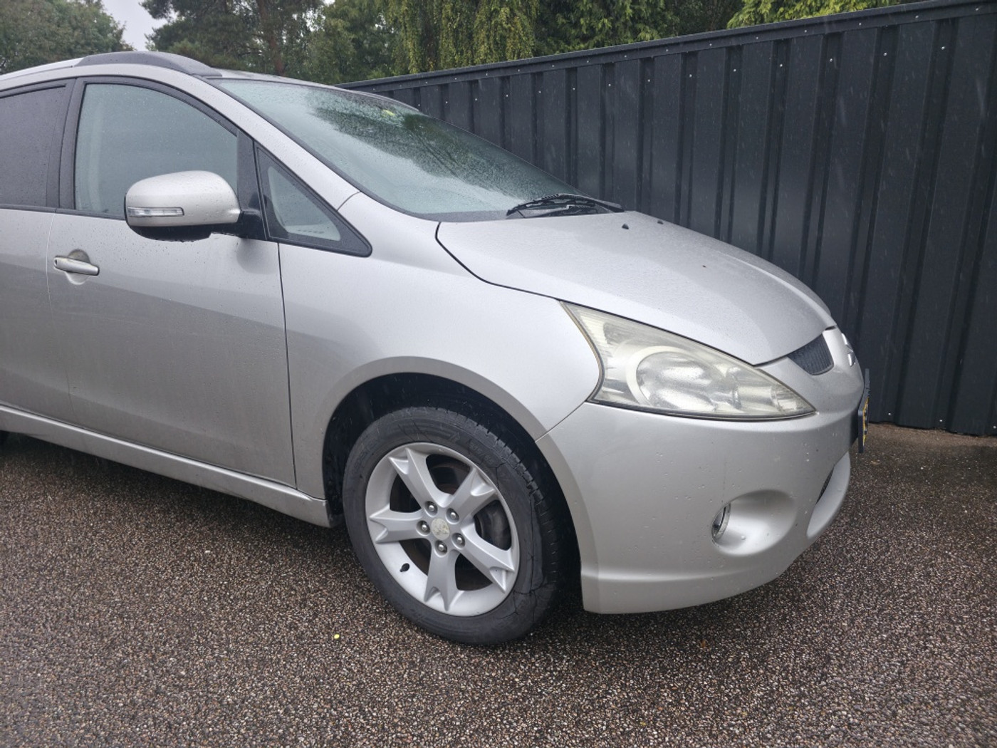 Foto van Mitsubishi Mitsubishi Grandis