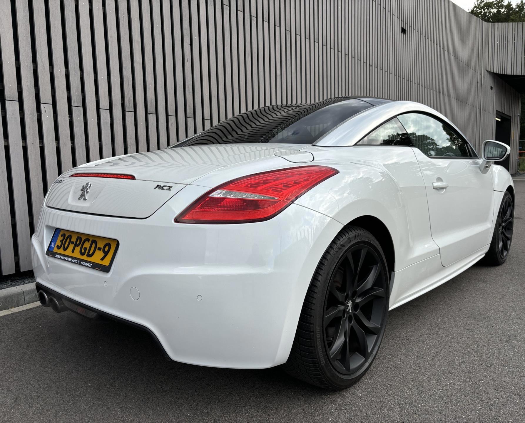 Foto van Peugeot RCZ