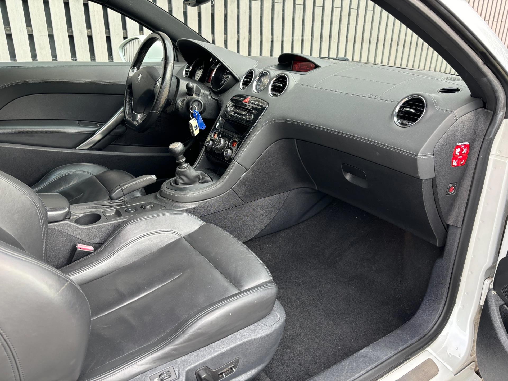 Foto van Peugeot RCZ