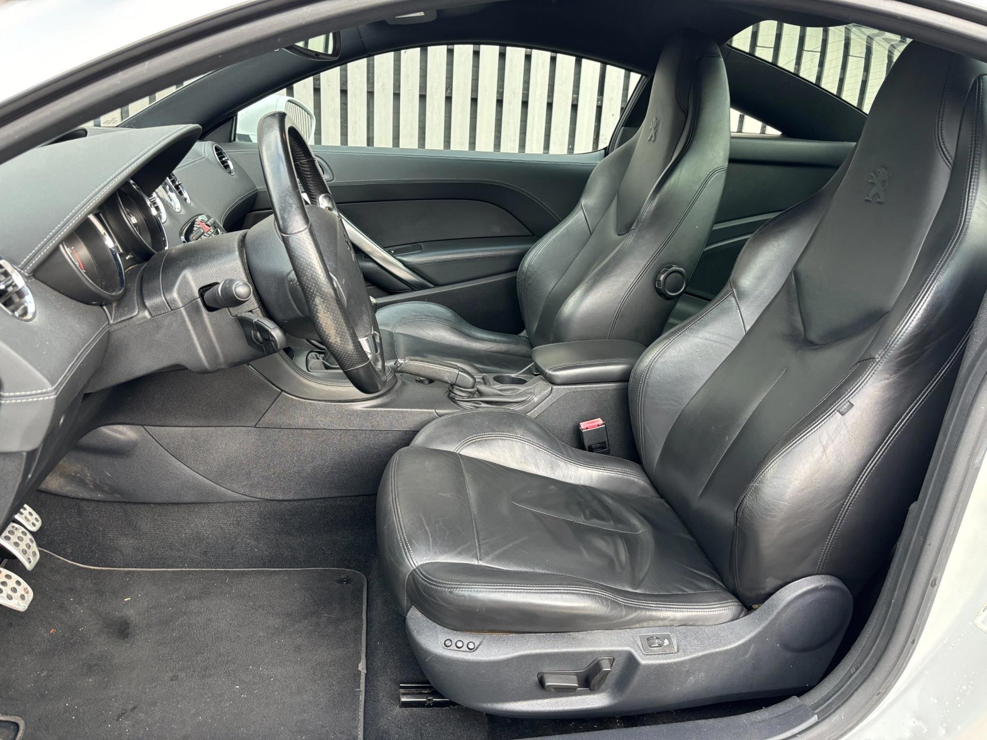 Foto van Peugeot RCZ