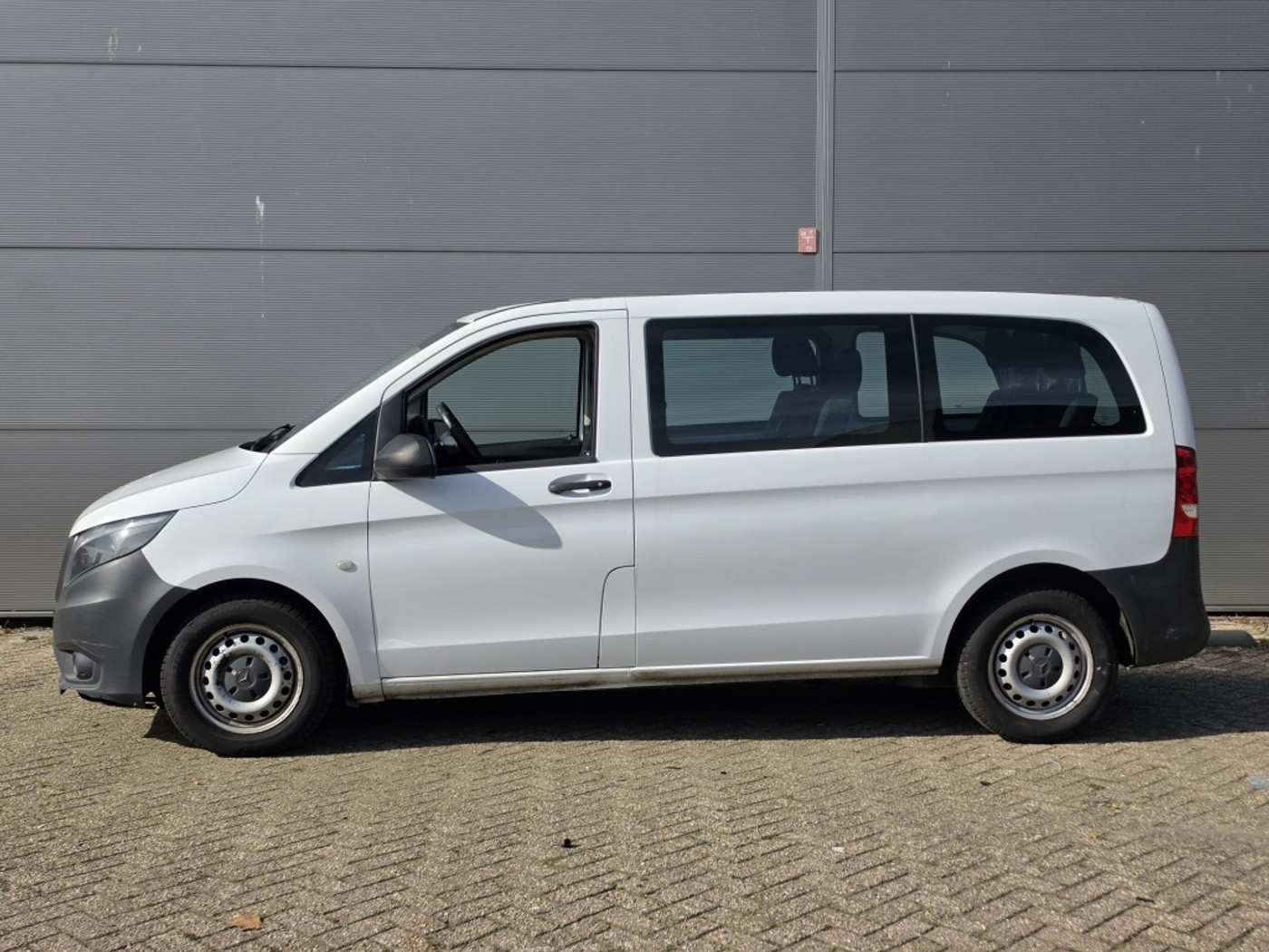 Foto van Mercedes-Benz Vito Tourer