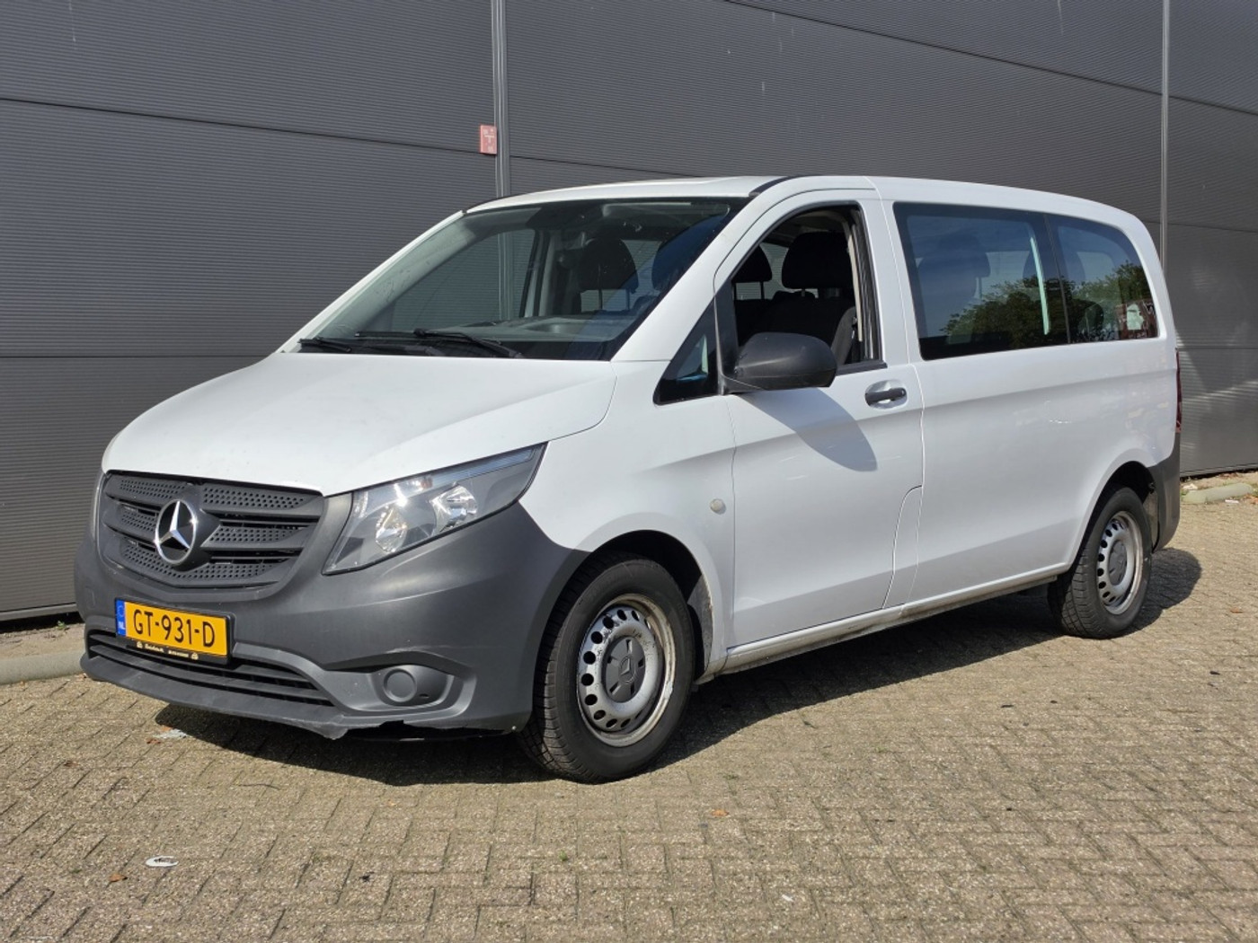 Foto van Mercedes-Benz Vito Tourer