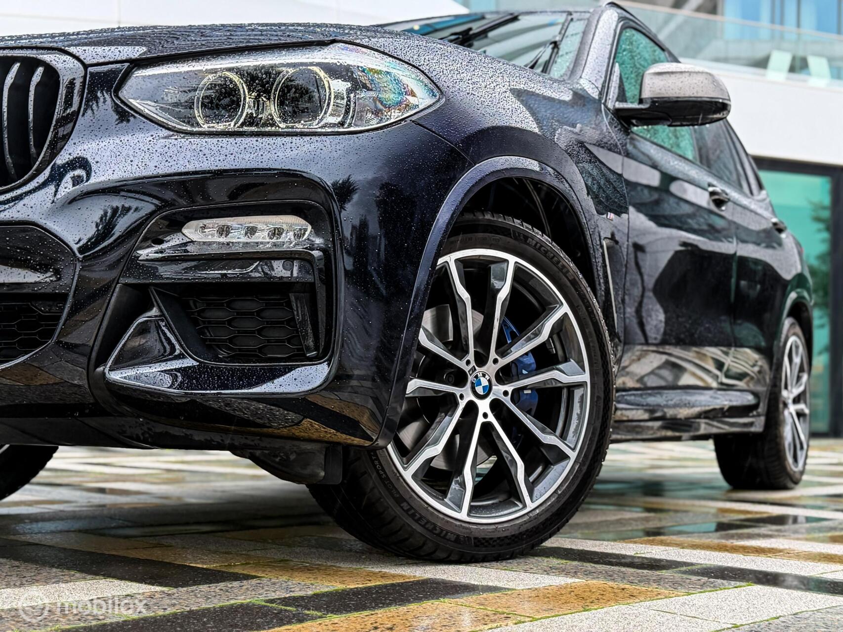 Foto van BMW X3 M40i
