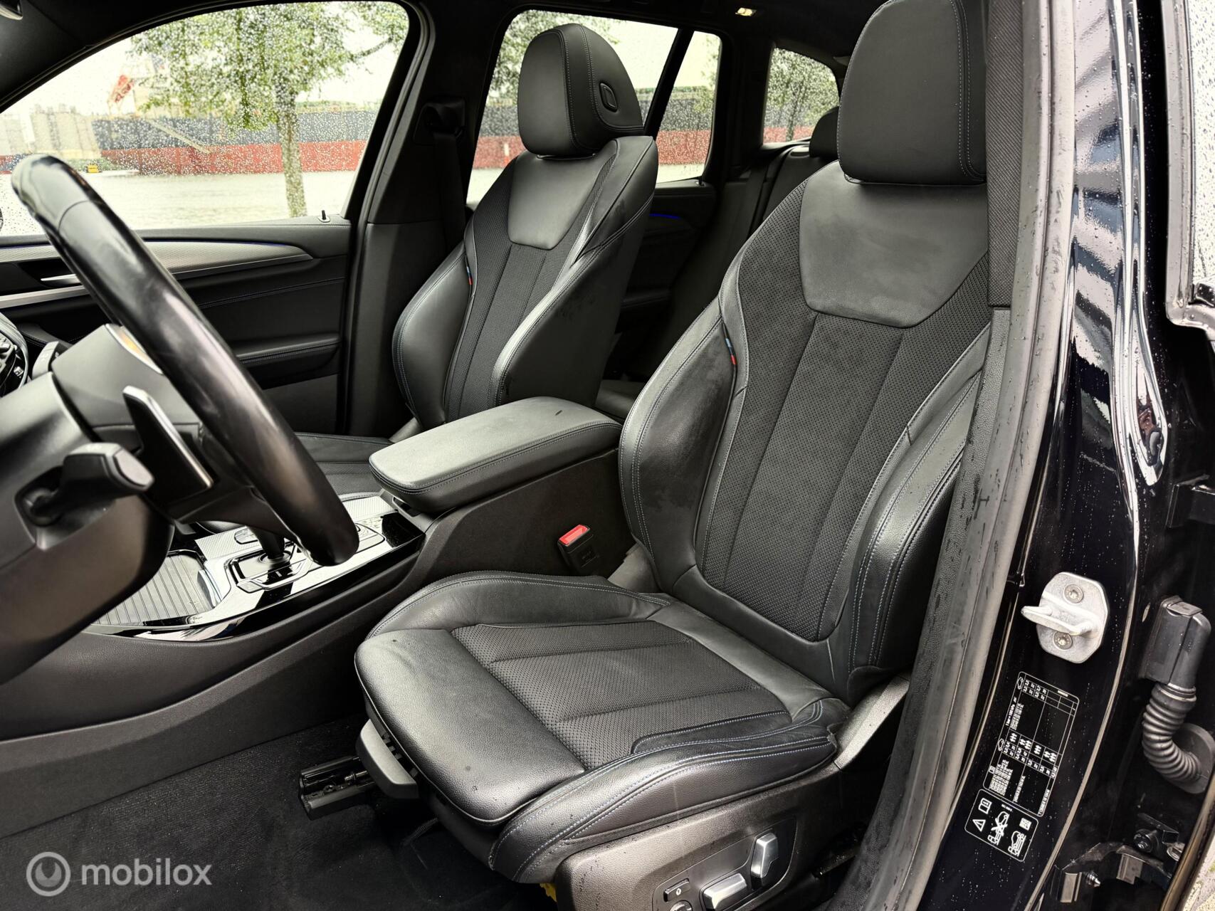 Foto van BMW X3 M40i