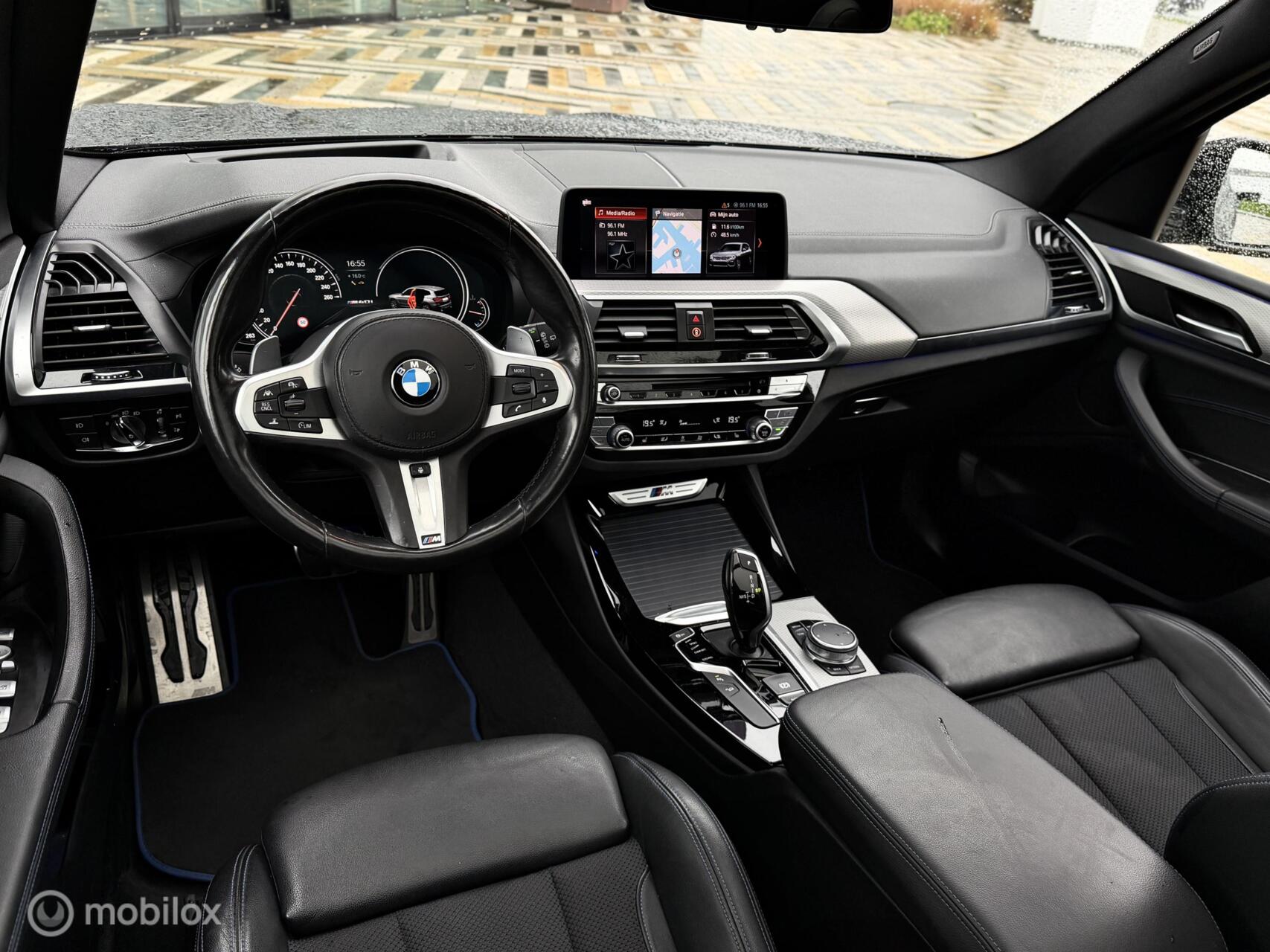 Foto van BMW X3 M40i